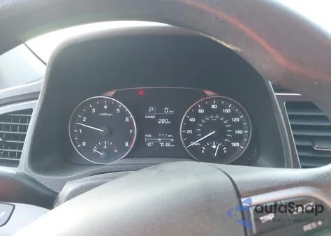 2018 Hyundai Elantra Se from USA, damaged, VIN 5NPD74LF3JH392058